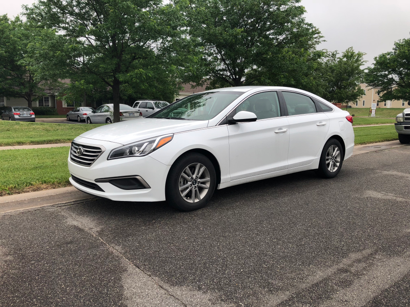 Illustration for article titled Hyundai Sonata Review: It's a car!